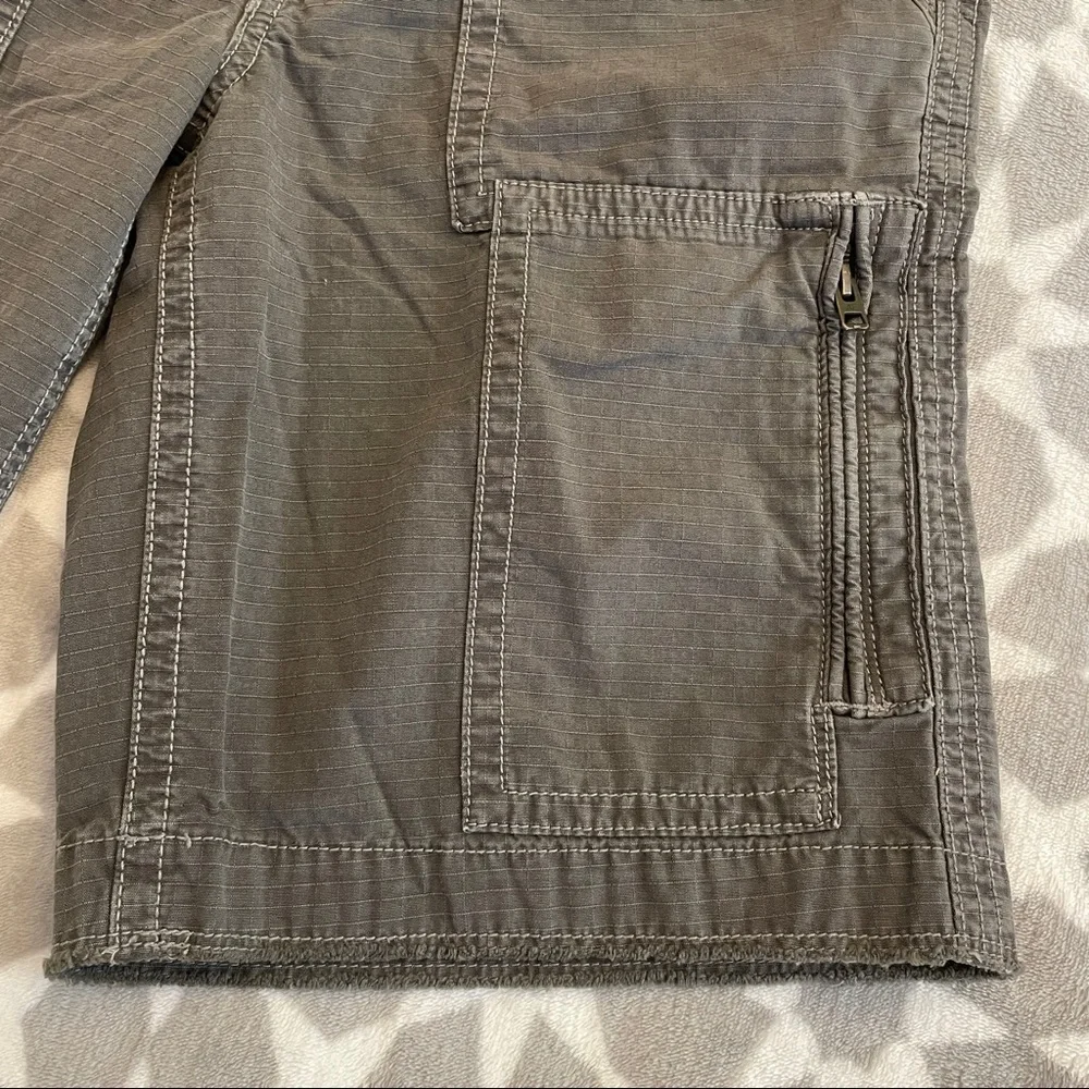 🌸 5 for $25 //American Eagle Outfitters AEO Men’s shorts 28 grey classic length
